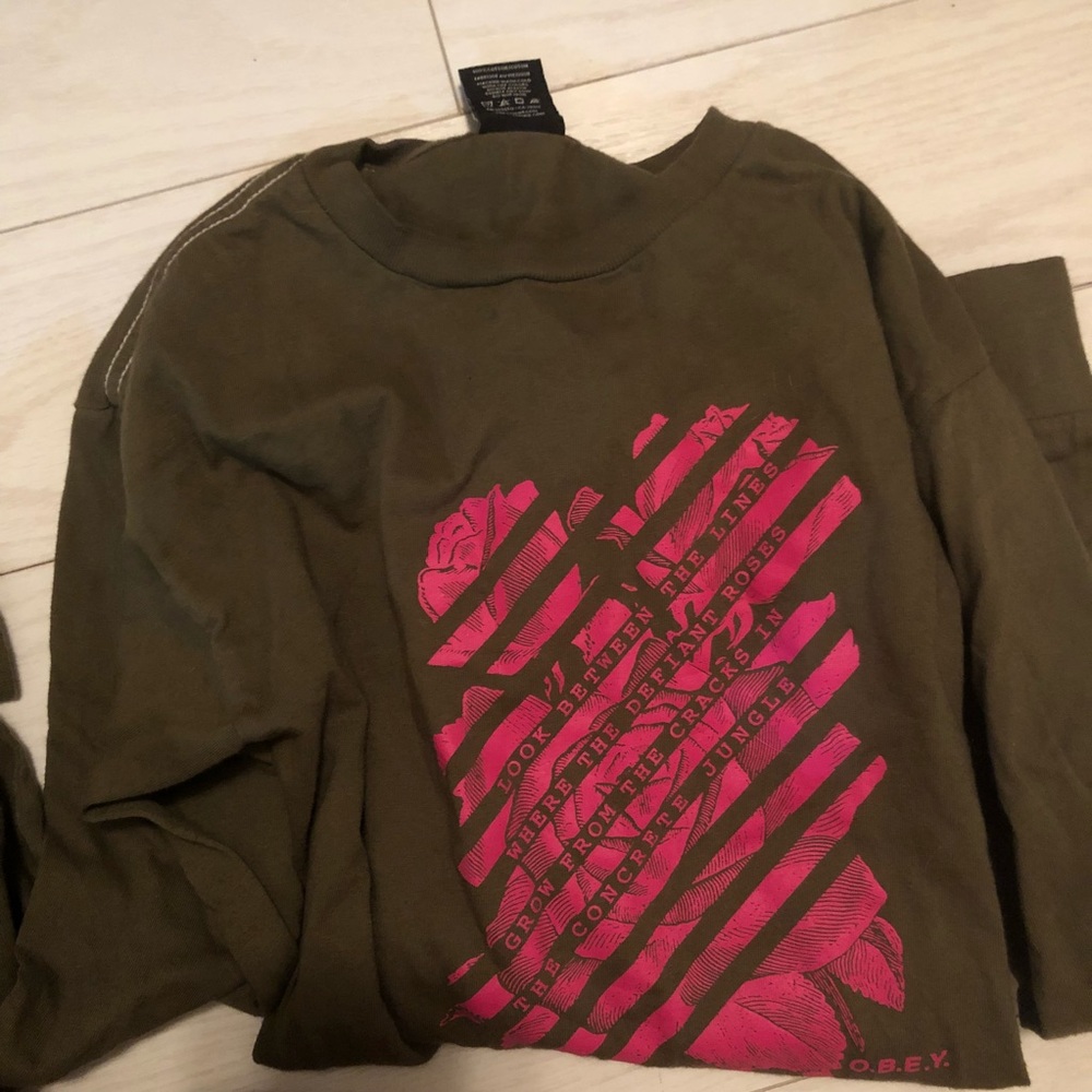 Obey long sleeve Tee